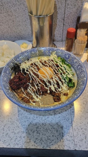 「限定まぜそば」@破壊的イノベーションの写真