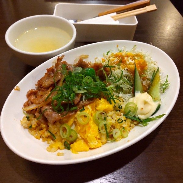 「【本日のランチ】肉玉ベーキライス（￥900）」@食堂 サビーズの写真