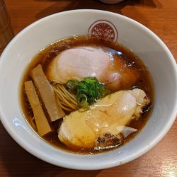鶏醤油らぁ麺