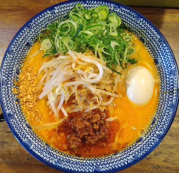 「とく担々麺 1150円 九条ネギ150円」@麺処 鳴声の写真