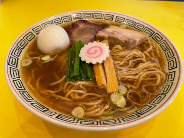 「中華そば 生姜醤油＋味玉＋チャーシュー丼（1380円）」@ラーメン ニュー松戸の写真