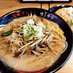 濃厚タンメン＋半チャーハン