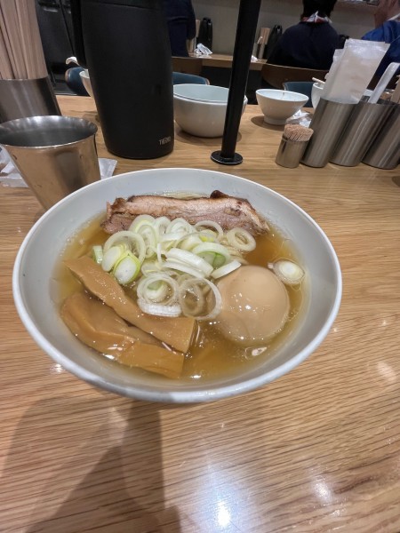 「まくろ？貝出汁のやつ」@人類みな麺類の写真