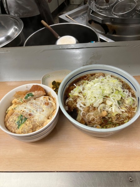 「カツ丼セット　春菊・いんげん」@信濃路 蒲田店の写真