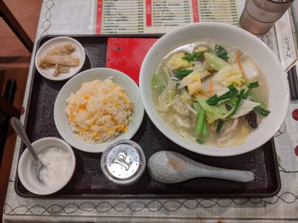 「野菜タンメンセット：850円」@中華料理 上海の家の写真