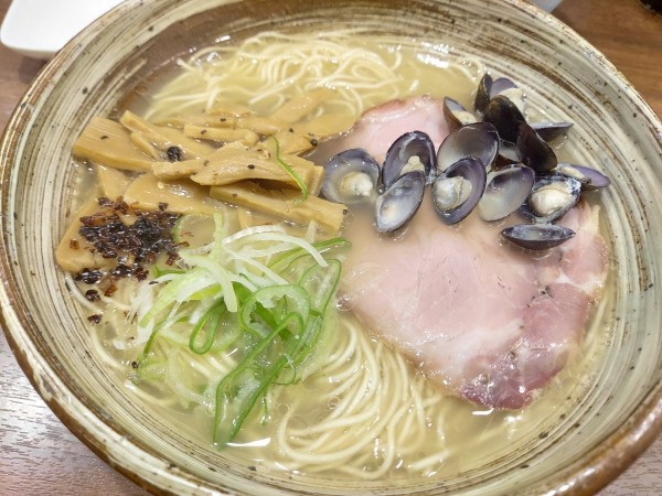 「十三湖のしじみラーメン」@らーめん 一郎の写真