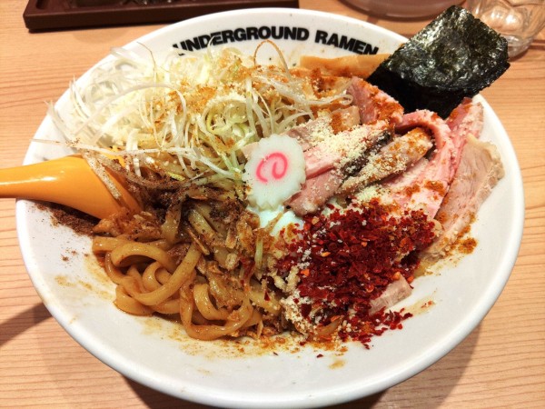 「カレーまぜそば ￥950」@頑者 UNDERGROUND RAMEN 川越駅店の写真