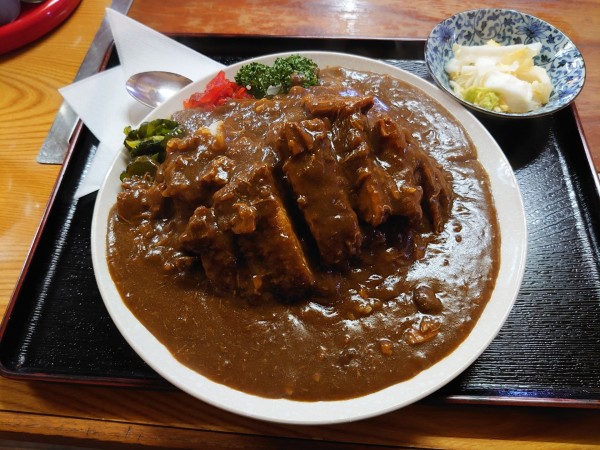 「カツカレー大盛り」@つけぎやの写真