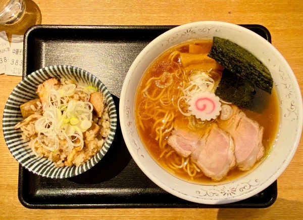 「中華そば:950円、チャーシュー炊き込みご飯:350円」@中華そば 勝本の写真