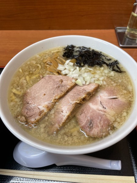「背脂煮干」@肉煮干中華そば 鈴木ラーメン店の写真