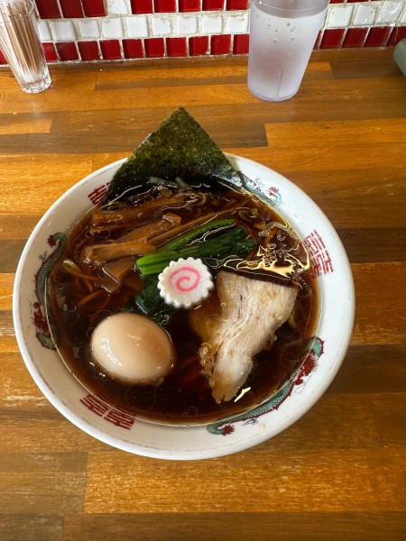 「生姜ラーメン　醤油　味玉」@麺と飯 ソウハチヤの写真