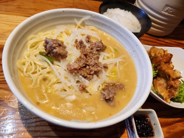 「どろどろ味噌麺(えり) 一途セット」@麺や 一途の写真