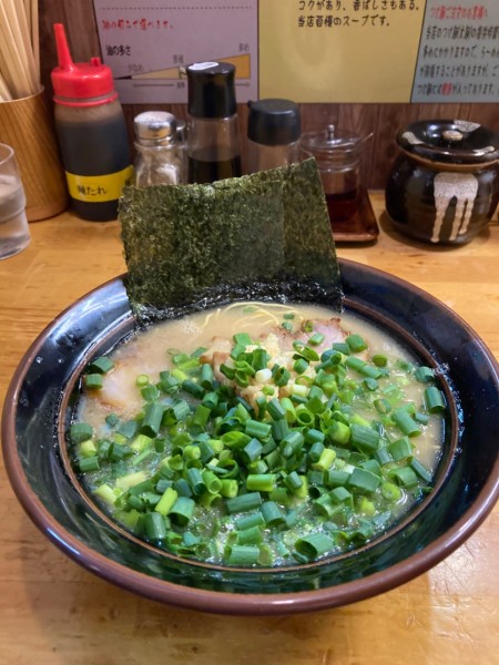 「九州豚骨ネギラーメン」@九州とんこつらーめん 武者がよか 日ノ出町店の写真