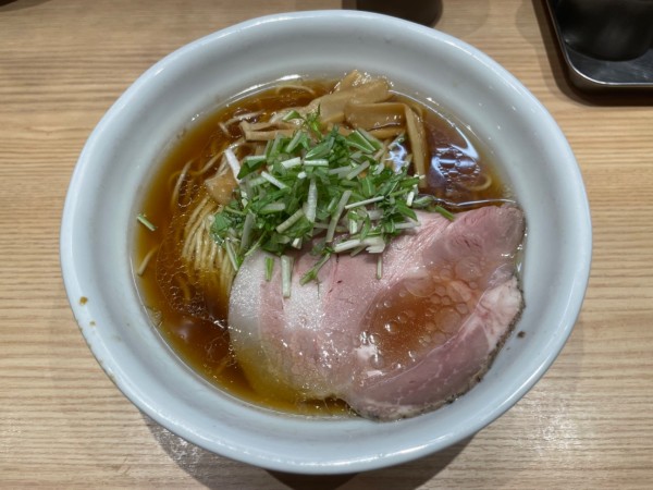 「鶏だし醤油RAMEN」@RAMEN 火影 produced by 麺処 ほん田の写真