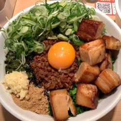 九条ネギ増し台湾混ぜそば　＋　コロチャーシュー