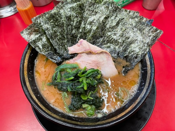 「ラーメン＋海苔」@柏 王道家の写真