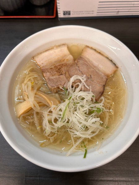 「らーめん」@麺屋22の写真