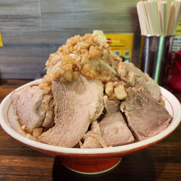 「小ラーメンにくマシマシ」@熊谷肉飯店の写真