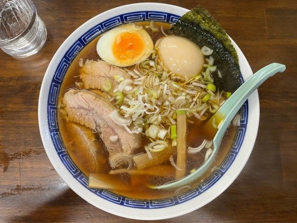 「ラーメン（醤油味）＋味玉」@豚男爵の写真