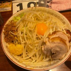 小ラーメン汁なし　生卵