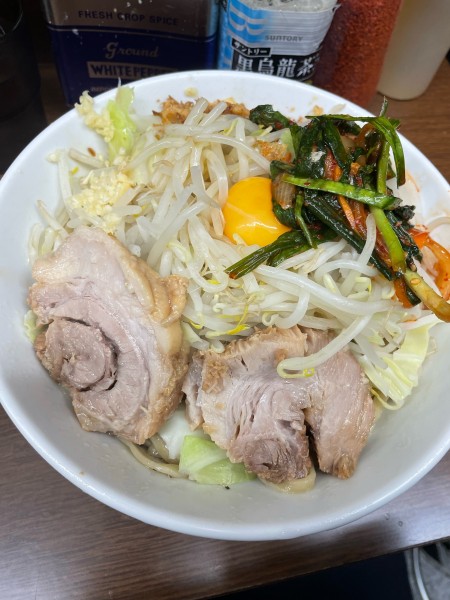 「小ラーメン汁無し　ニラキムチ」@ラーメン二郎 横浜関内店の写真