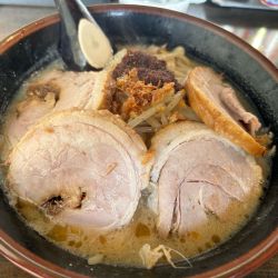 辛味噌チャーシュー麺