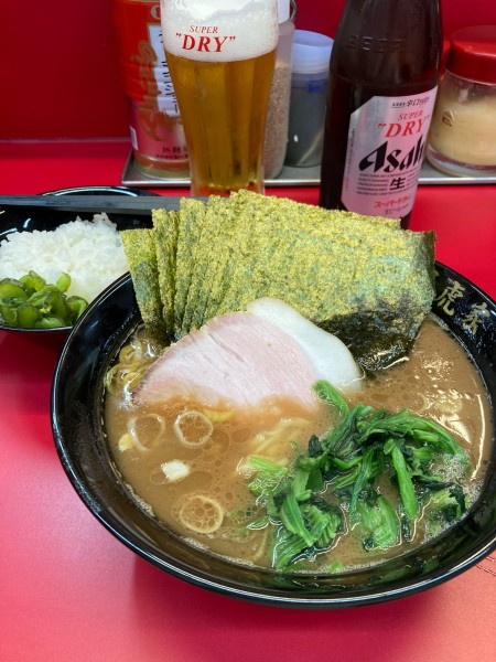 「らーめん、海苔、無料ライス、おビール」@らーめん 武虎家 暁 仙川店の写真