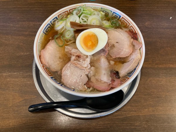 「みくちゃんラーメン　並　チャーシュー茹でたまごトッピング」@麺屋みつば＋クローバーの写真