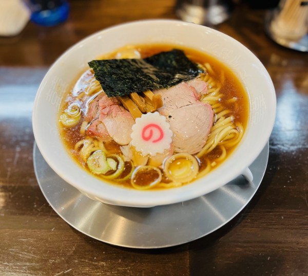 「醤油（固め￥850）」@自家製麺 うるちの写真