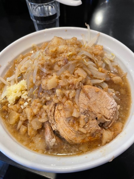 「ラーメン（麺300g、ニンニクちょっと、ヤサイアブラカラメ）」@ラーメン豚温泉の写真