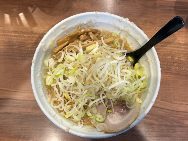 「しょうゆらーめん　850円」@こってりらーめん なりたけ 池袋店の写真