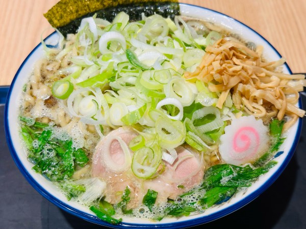 「ニラねぎそば 大盛 990円」@舎鈴 大島駅前店の写真