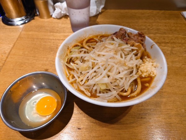 「【限定】カレーラーメン 少なめ」@MEN YARD FIGHTの写真