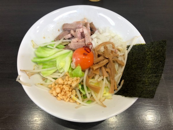 「油そば」@自家製手打ち麺 禿の写真