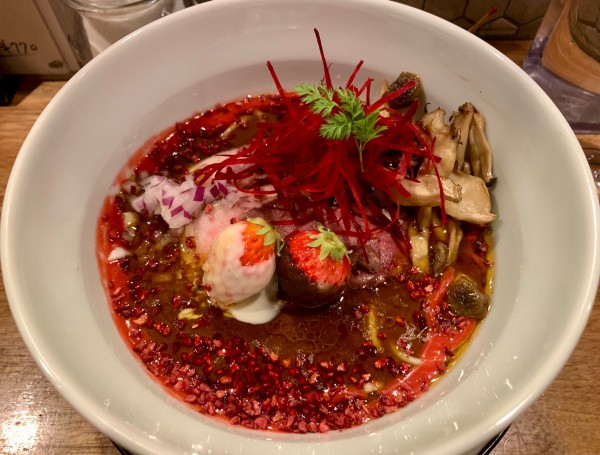 「北海道蝦夷鹿のカカオらーめん」@海老丸らーめんの写真