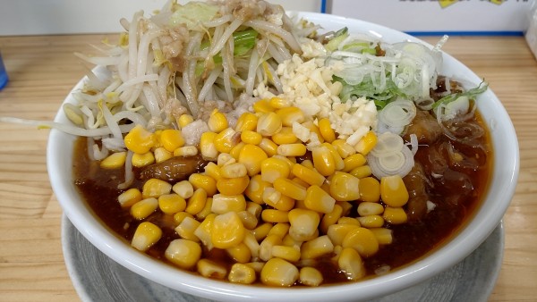 「焼肉冷し麺　950円」@ラーメン 富次郎 笠間友部店の写真