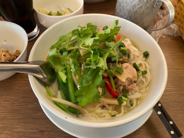 「グリーンカレーヌードルランチセット（麺大盛）1,200円」@アジアンカフェ ダオタイランドの写真