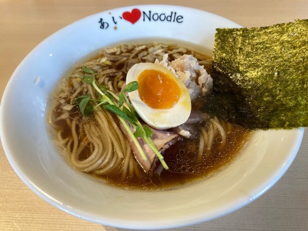 「中華そば　あっさり　900円」@らぅめん 愛ごやの写真