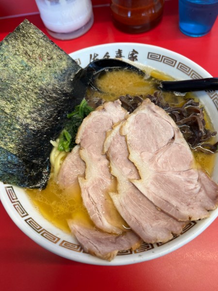 「チャーシュー麺中盛り薄め＋キクラゲ」@家系ラーメン 佐々喜家の写真
