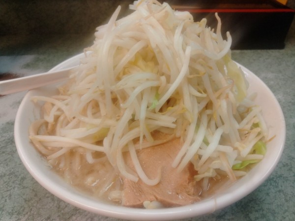 「ラーメン野菜」@ラーメン二郎 新宿小滝橋通り店の写真