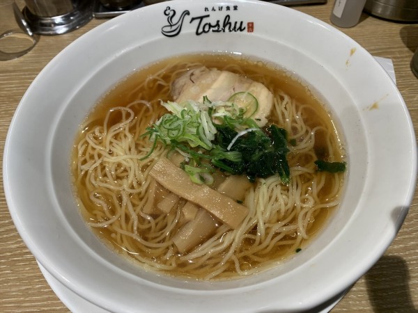 「醤油ラーメン」@れんげ食堂 Toshu 十条銀座店の写真