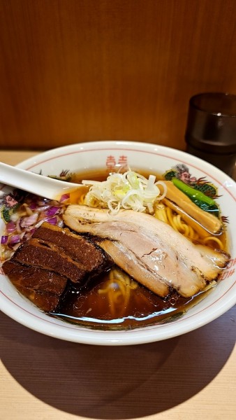 「中華そば(＋豚の角煮)和え玉」@中華そば 須紗の写真