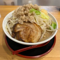 虎次郎ラーメン大盛300g(980円)
