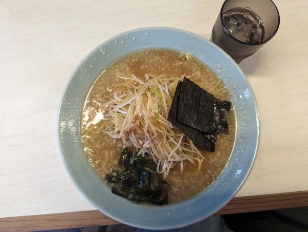 「ネギラーメン ¥900」@ラーメンスズキの写真
