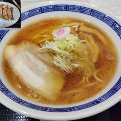 醤油らーめん　＋ギョーザ（６個）：サービス券