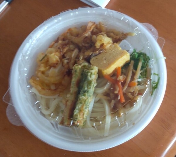 「定番うどん弁当470円」@丸亀製麺 山形店の写真