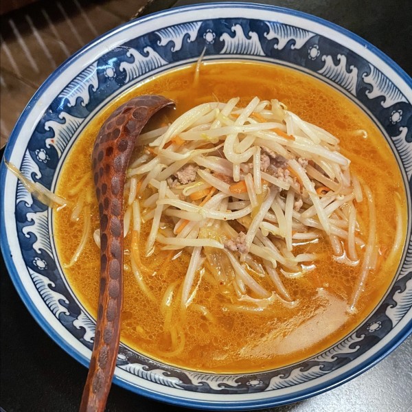 「辛味噌ラーメン 900円」@とんかつ あすなろの写真