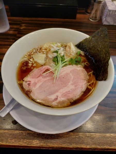 「ワンタンメン＋ミニ牛スジカレー」@稲荷屋の写真