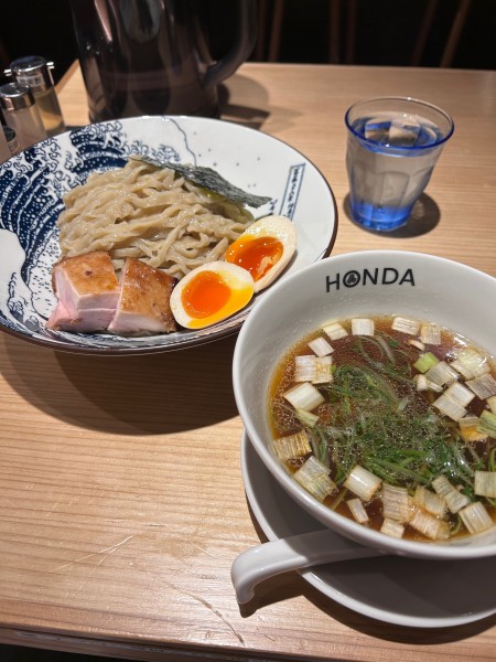 「つけめん醤油の上　大盛り」@本田麺業 神田西口駅前店の写真
