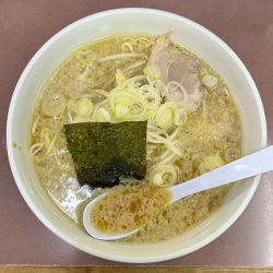 ハッスルラーメン（750円）